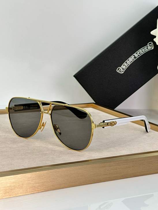 Picture of Chrome Hearts Sunglasses _SKUfw58921305fw